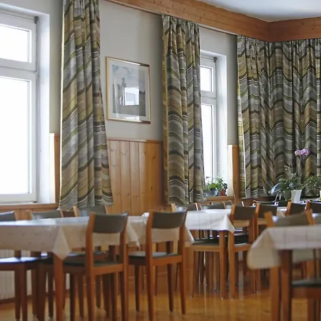 Haus Der Kreuzschwestern